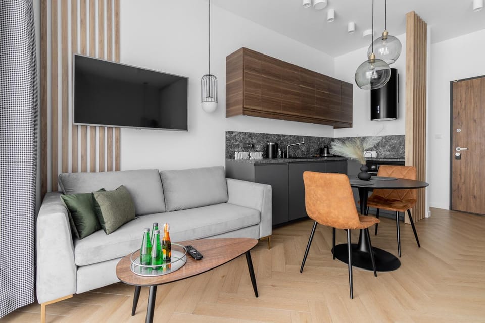 Kitchen or kitchenette, Living room, Seating area, Dining area