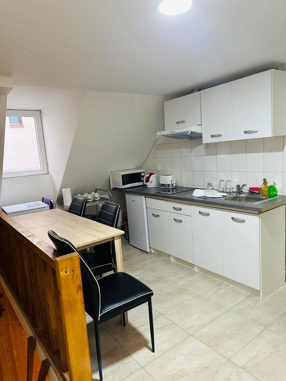 Communal kitchen, kitchen