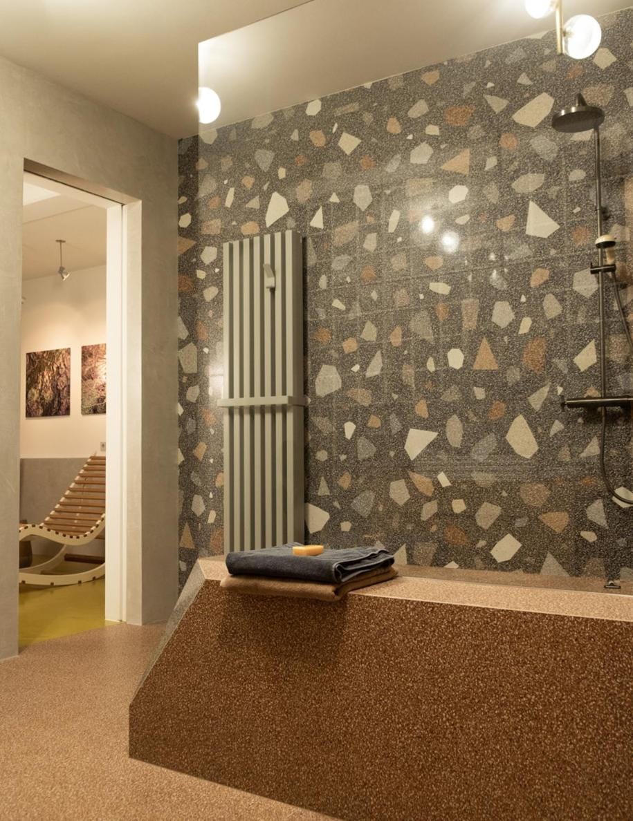 Sauna, Bathroom