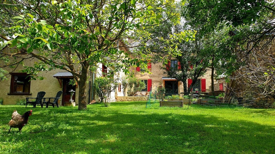 Property building, Natural landscape, Garden, Garden view