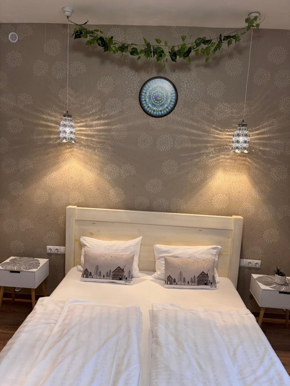 Bed, Photo of the whole room