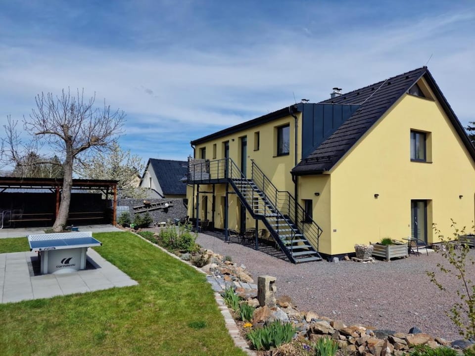Property building, Garden