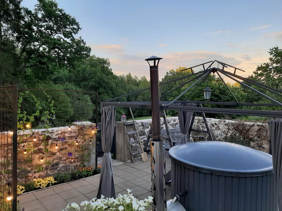 Patio, Open Air Bath