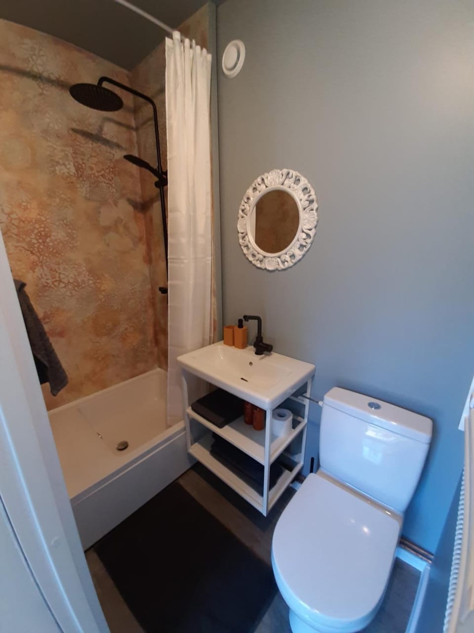 Toilet, Bathroom