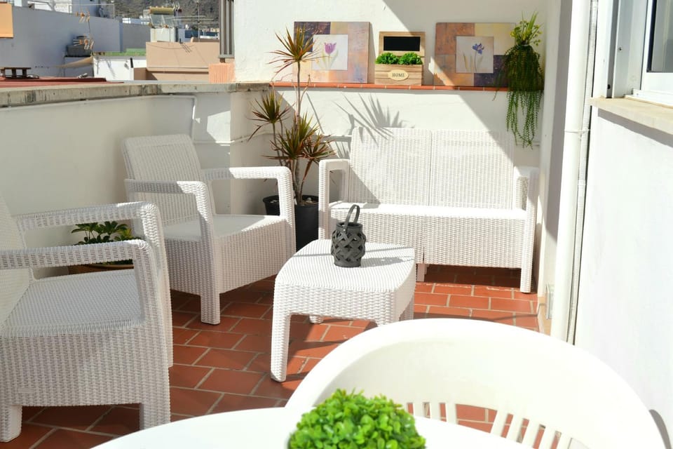 Patio, Off site