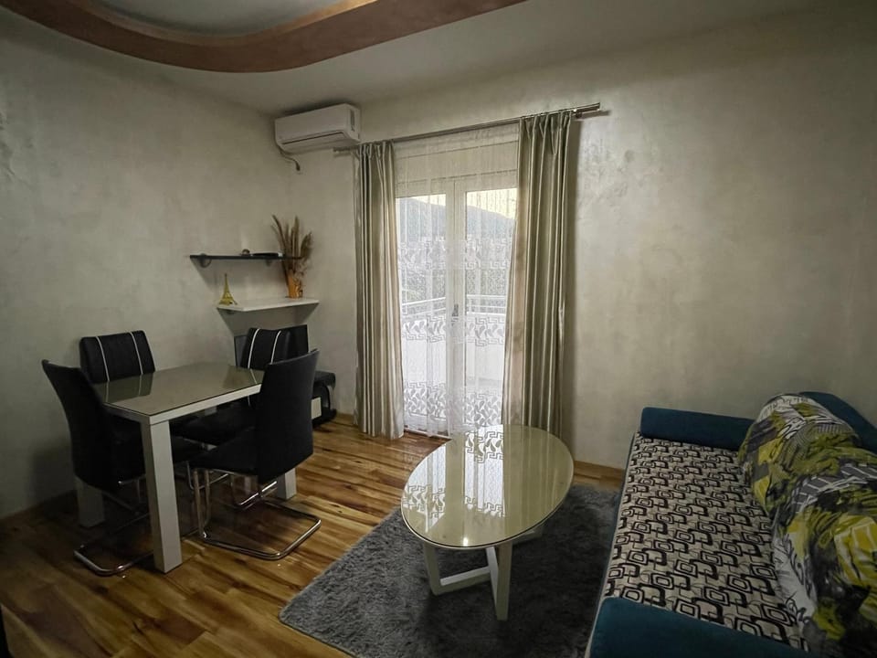 Apartment Zevs 1 Apartment in Budva