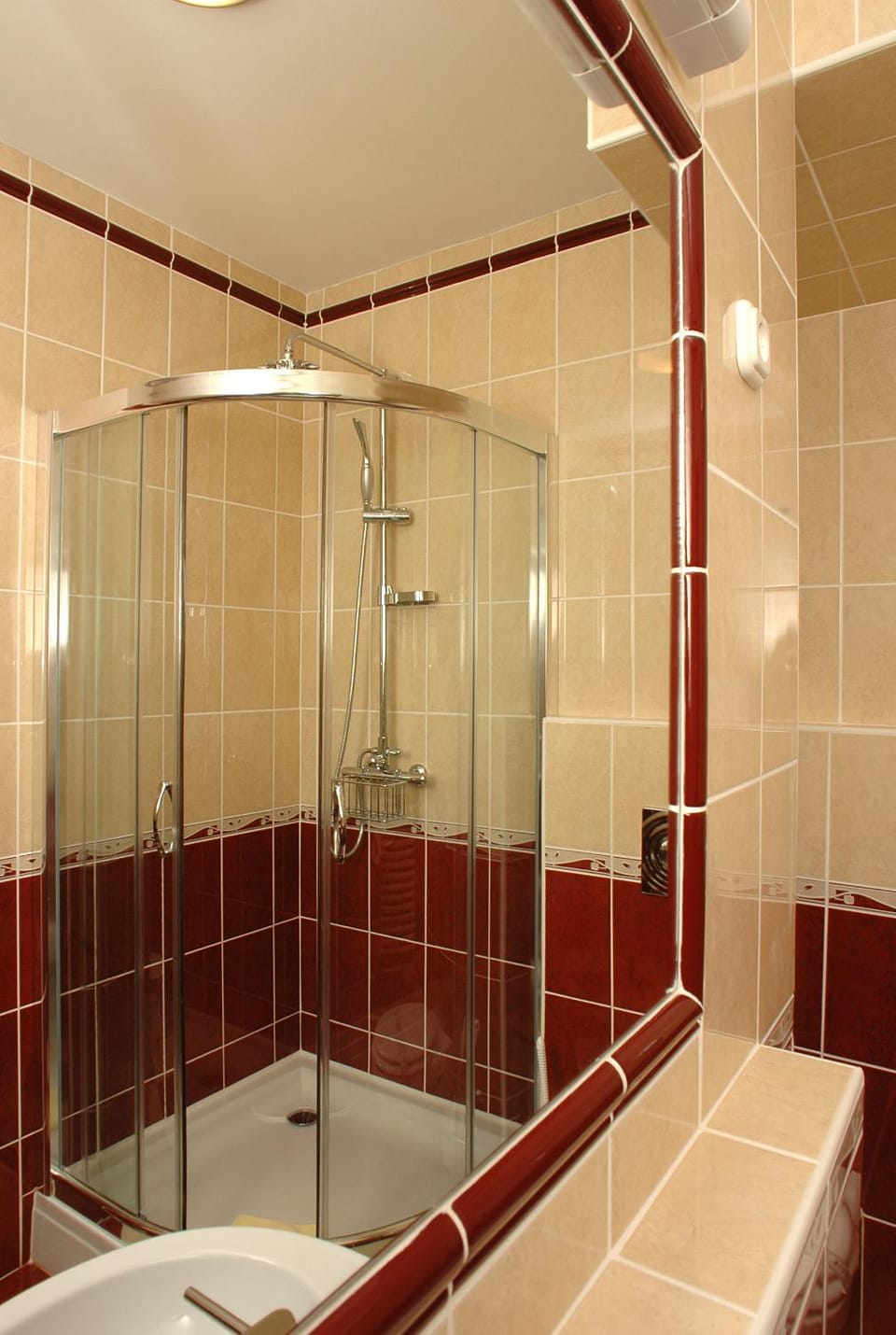 Bathroom, Photo of the whole room