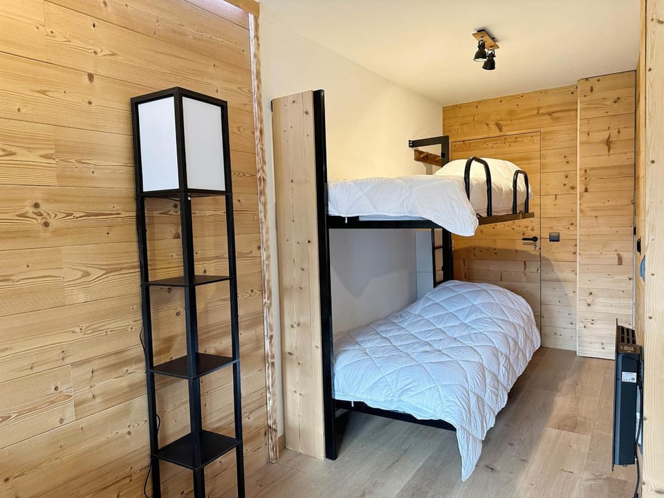 Studio moderne avec balcon et parking dans Samoëns - FR-1-624-71 Apartment in Samoëns