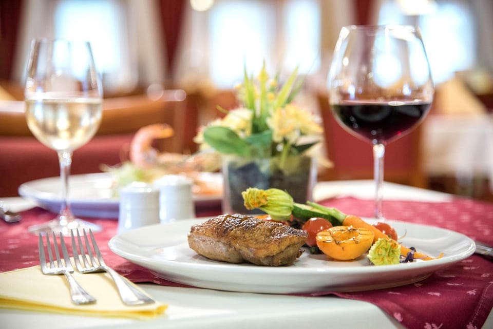 Restaurant/places to eat