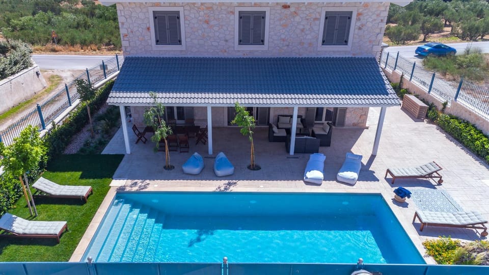 Day, Garden, Swimming pool