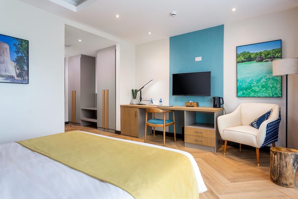 TV and multimedia, Coffee/tea facilities, Photo of the whole room, Bedroom