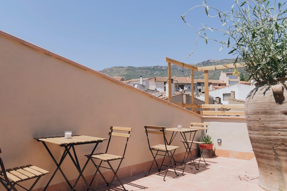 Balcony/Terrace, Mountain view