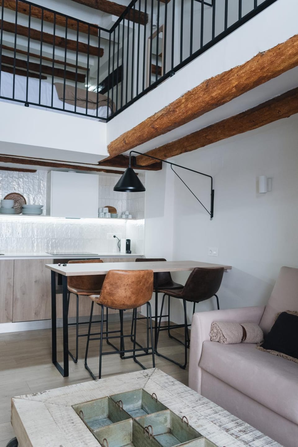 Living room, Seating area, Dining area