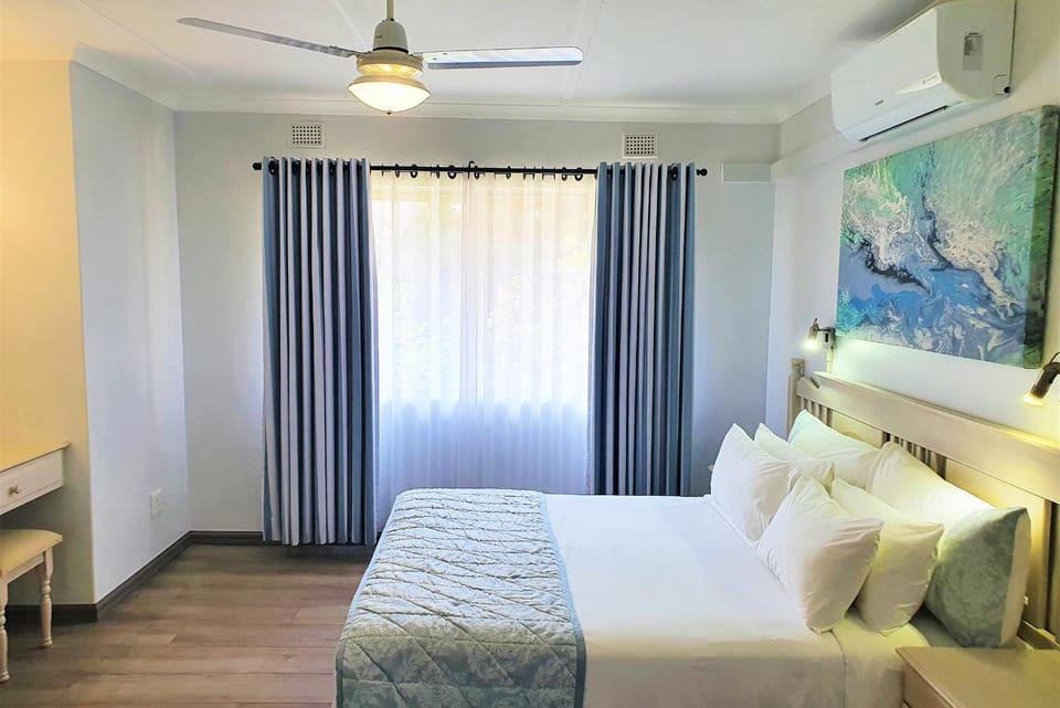 Bed, Bedroom, air conditioner