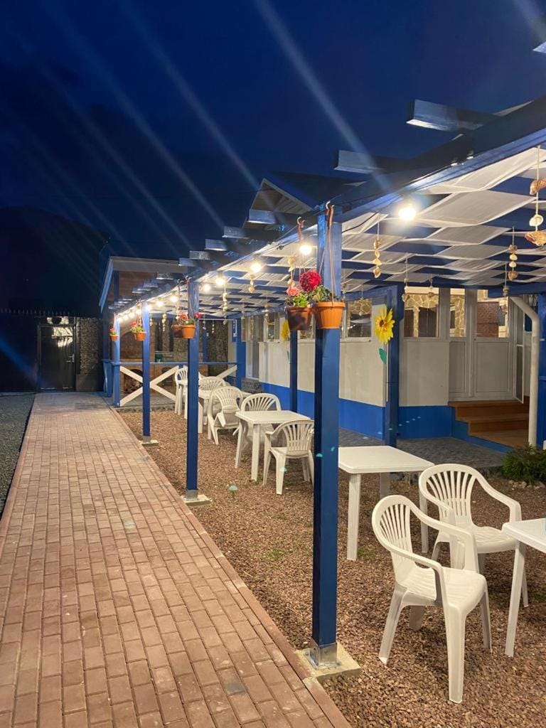 Pensiunea Blue House Bed and Breakfast in Constanța County