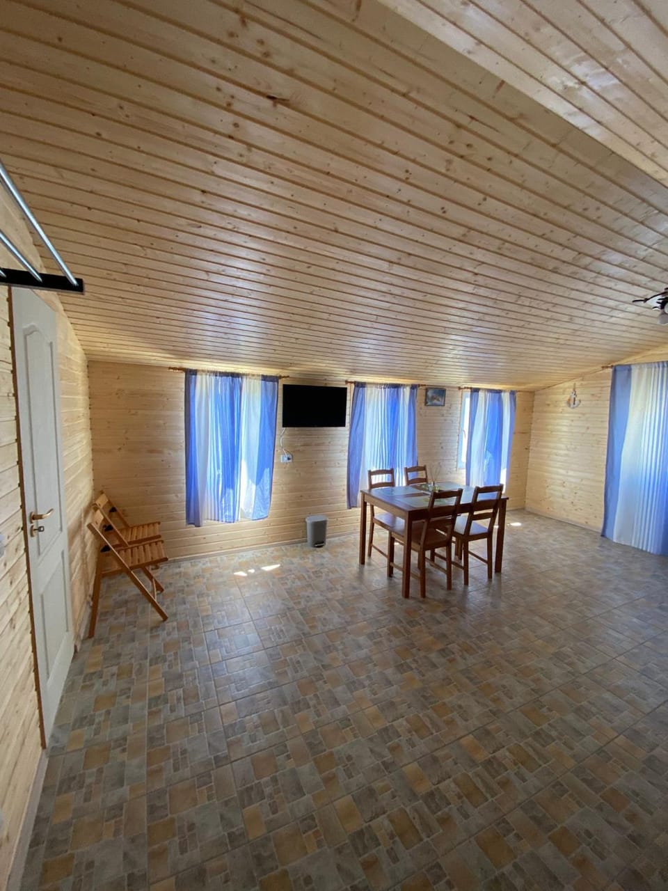 Pensiunea Blue House Bed and Breakfast in Constanța County