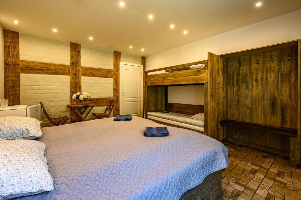 bunk bed