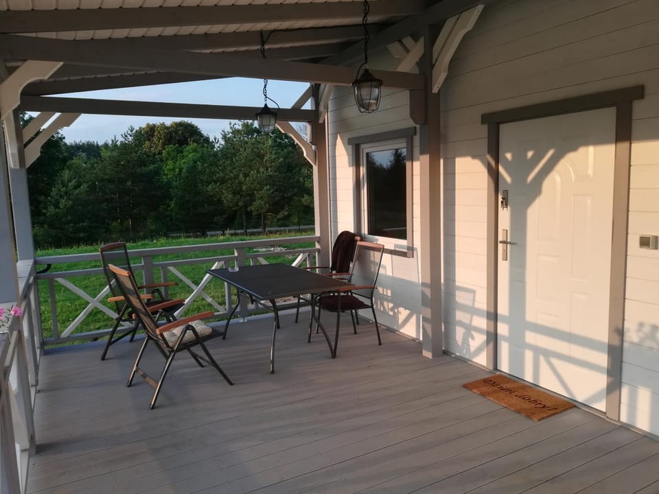Agroturystyka domki nad rzeką Bałtów kajaki rowery klima basen ryby full Chalet in Poland
