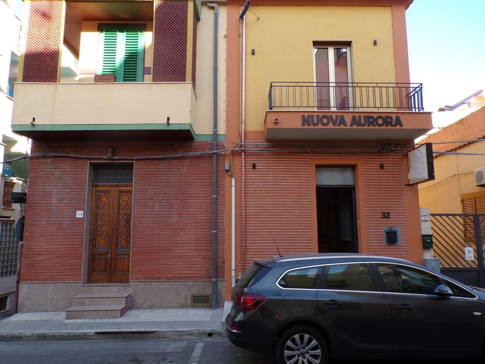 NUOVA AURORA Rent Rooms Bed and Breakfast in Sicily