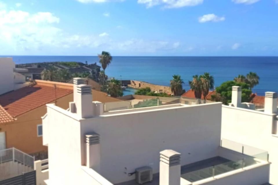 New built corner villa in Isla Plana by the sea Villa in Bajo Guadalentín