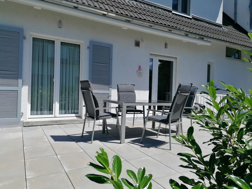 Property building, Balcony/Terrace