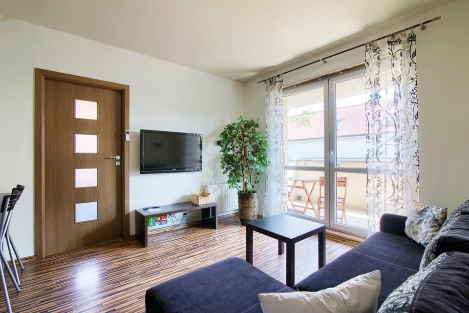 TV and multimedia, Photo of the whole room