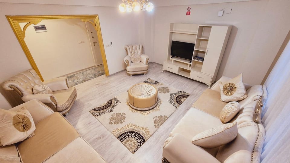 Communal lounge/ TV room, TV and multimedia, Living room, Seating area