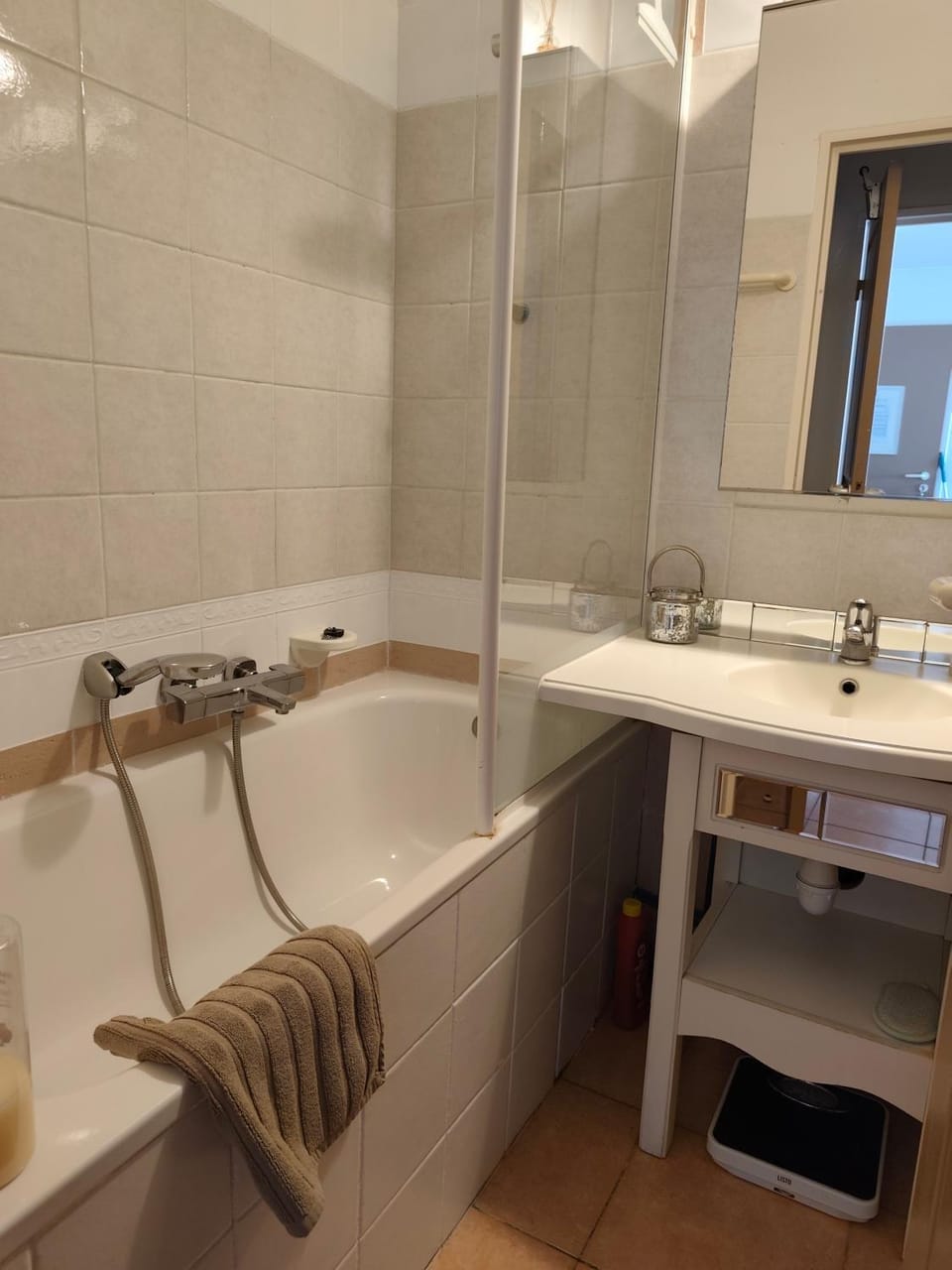 Appartement T2 très lumineux, bord de mer Apartment in Six-Fours-les-Plages