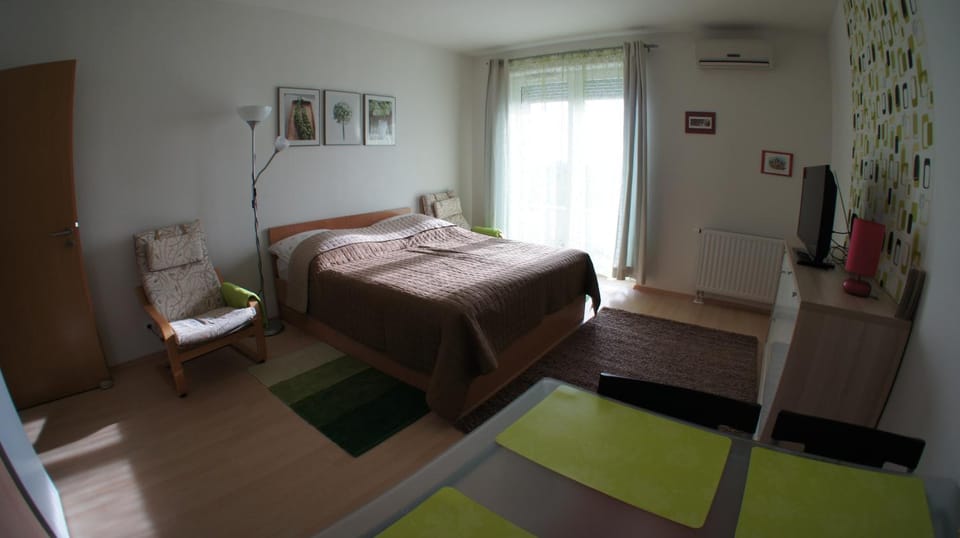 Club 218 Prémium Wellness Apartman Apartment in Siófok