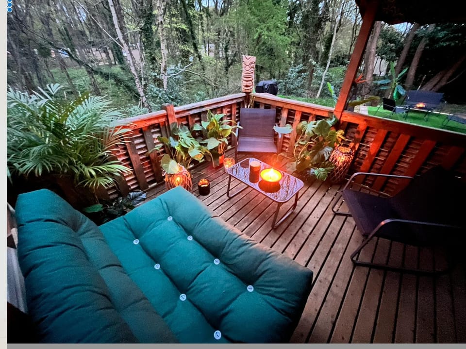 Patio, Natural landscape, Garden, Garden, View (from property/room), Balcony/Terrace, Balcony/Terrace, Garden view