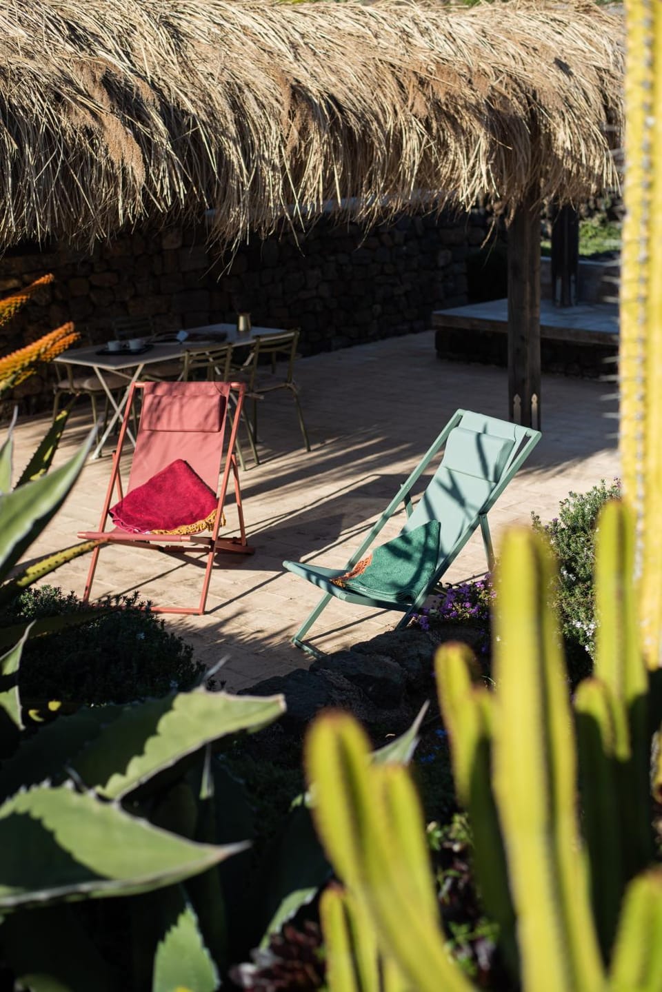 Property building, Dining area, Garden view, Mountain view, Sea view, Inner courtyard view