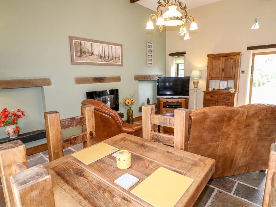 Bluebell Cottage House in Amber Valley