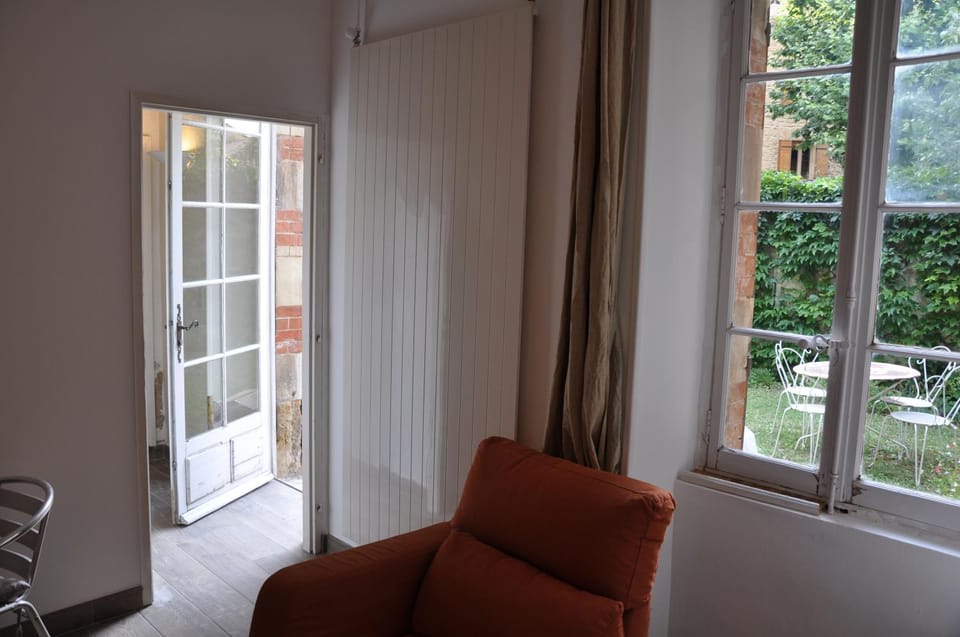 location studio meublé avec jardin Apartment in Sorgues