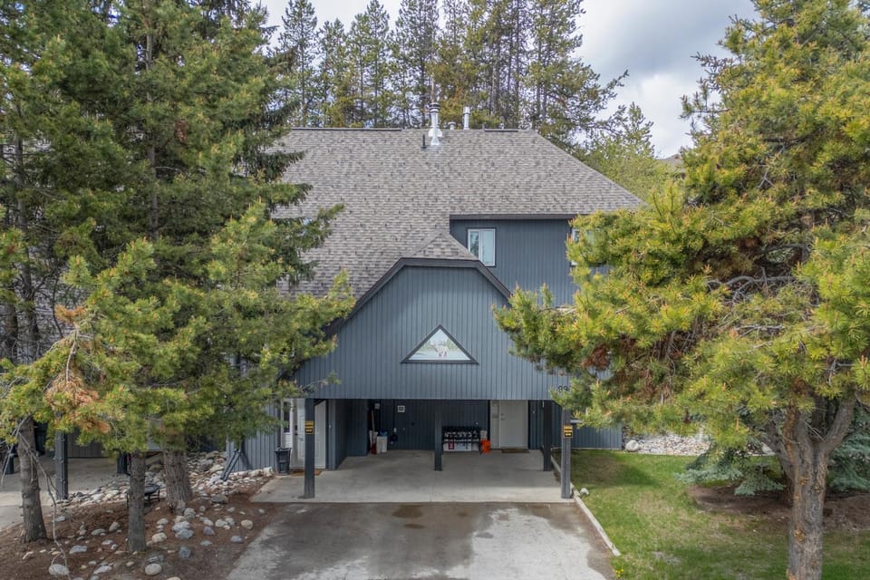 Silver Birch by StayIn Apartment in Kimberley