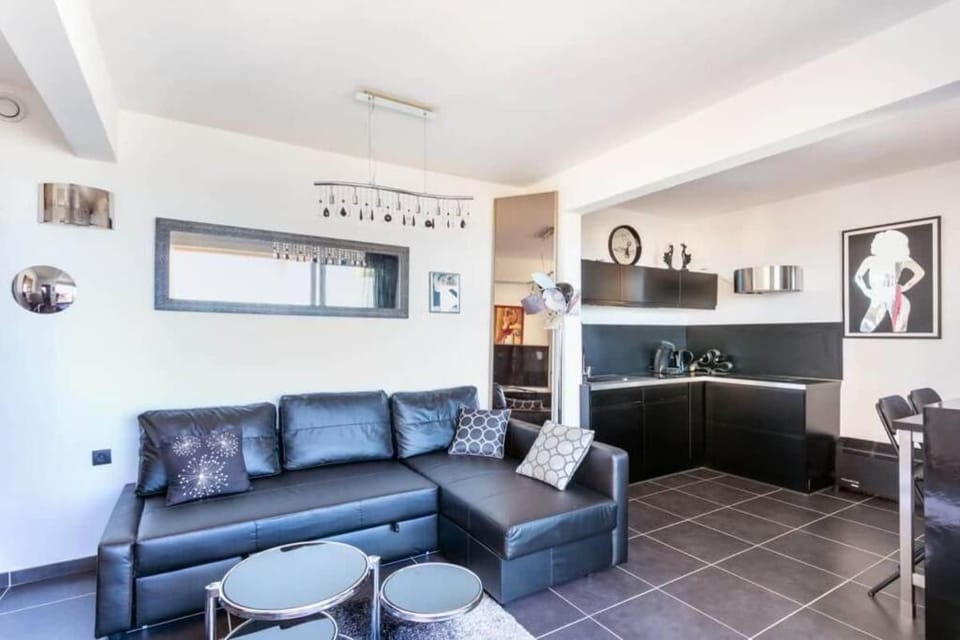 Sea View Port Nature 5 Apartment in Agde