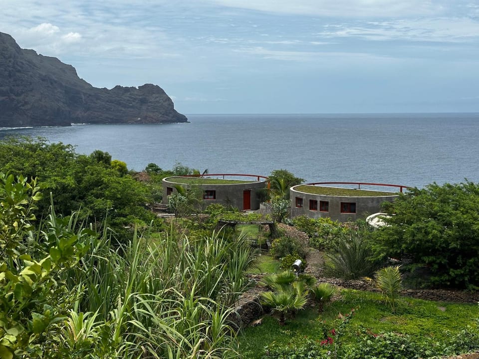Property building, Garden, View (from property/room), Garden view, Mountain view, Sea view