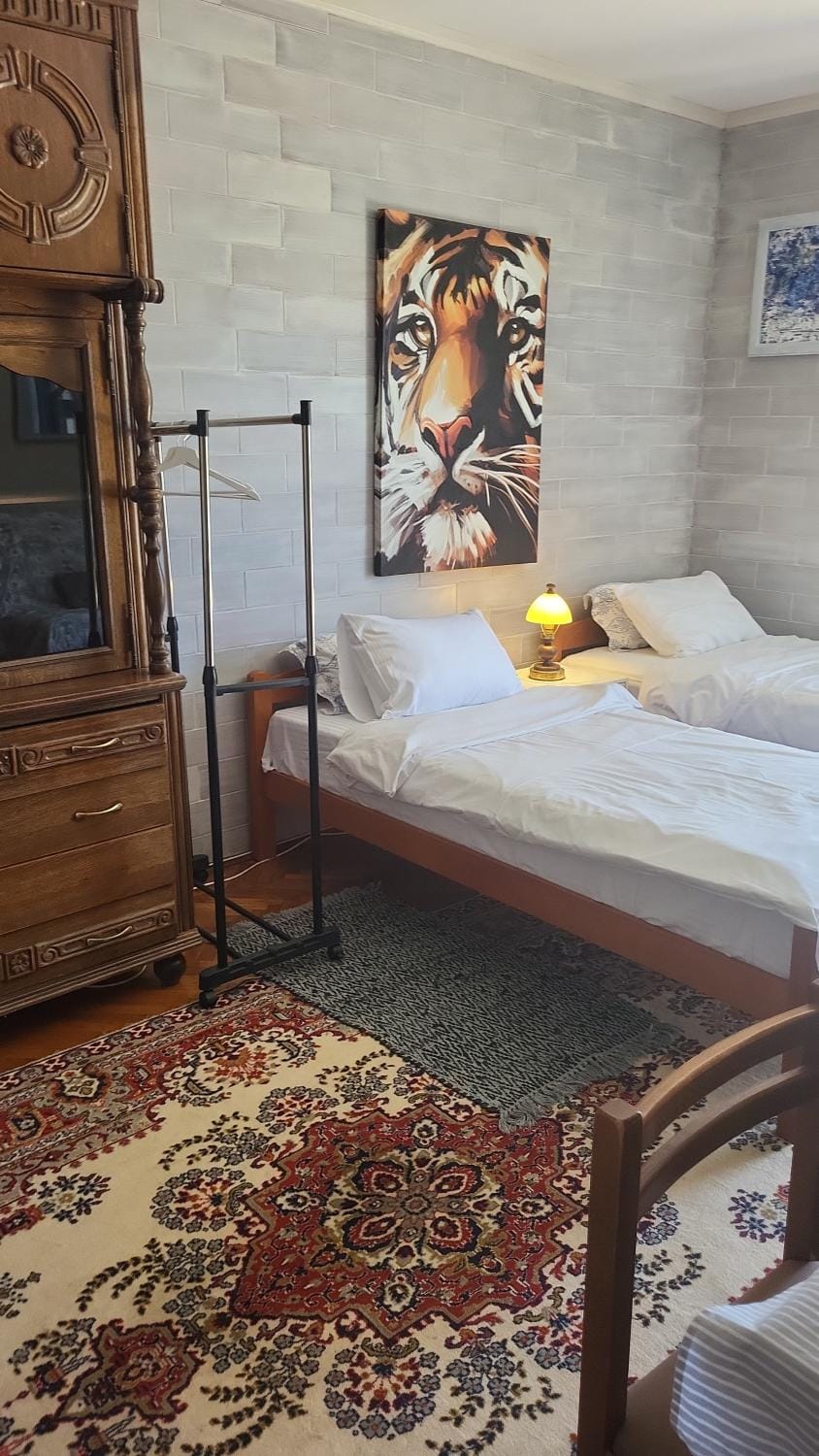 Studio apartman sa pogledom na more Apartment in Kotor Municipality