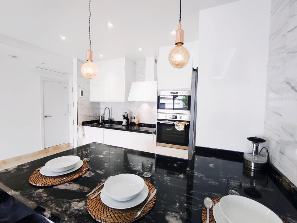 Appartement familial avec terrasse à 5 min plage et équipements bébé Apartment in Benalmadena