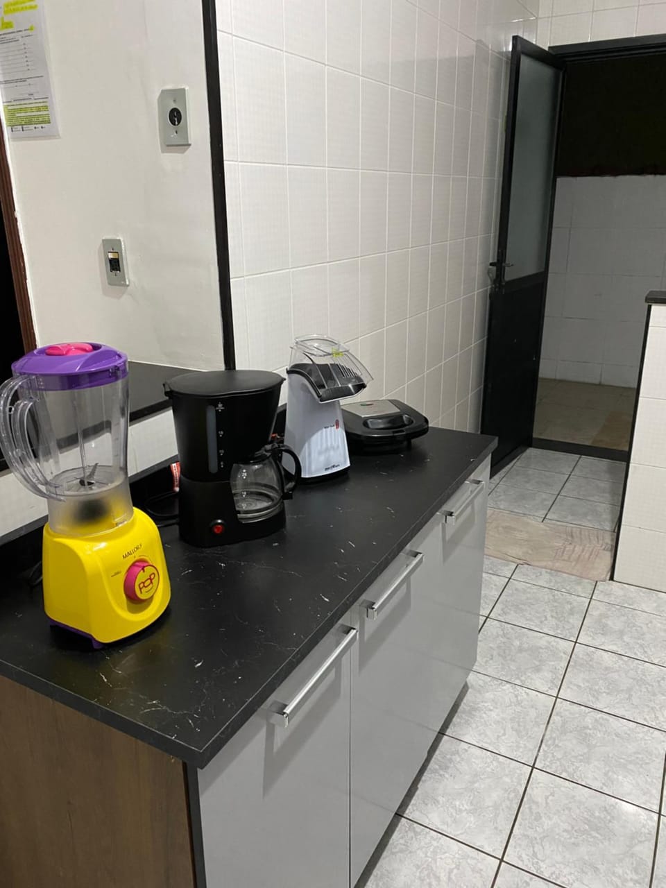 Ap Vila Guilhermina com quintal (Praia Grande) Apartment in Sao Paulo City