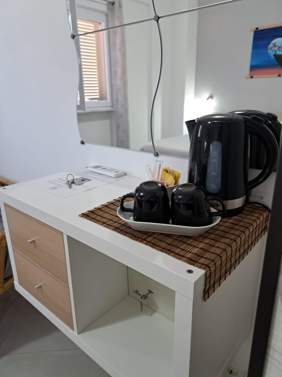 Bedroom, safe