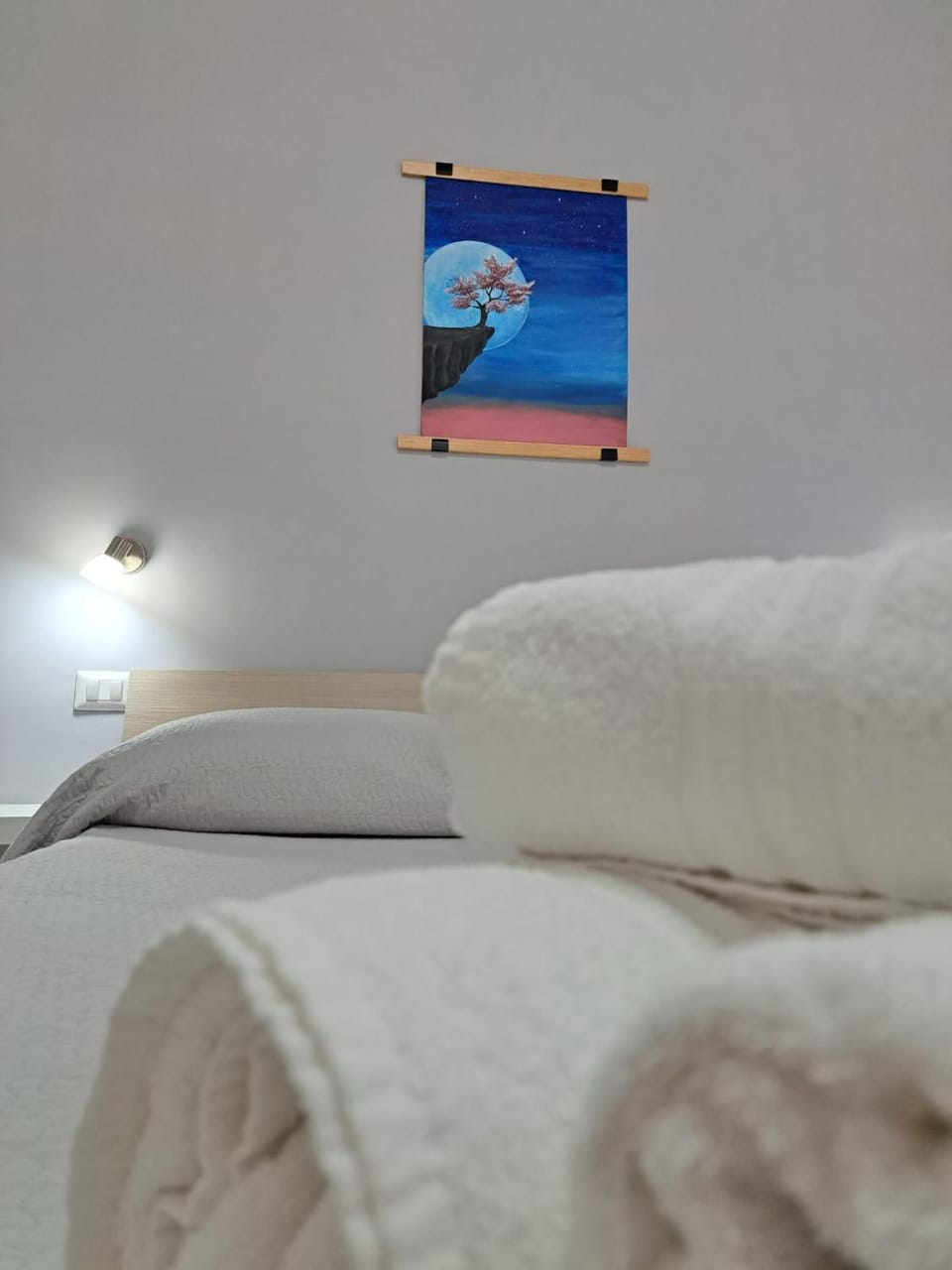 Bed, Decorative detail, Bedroom