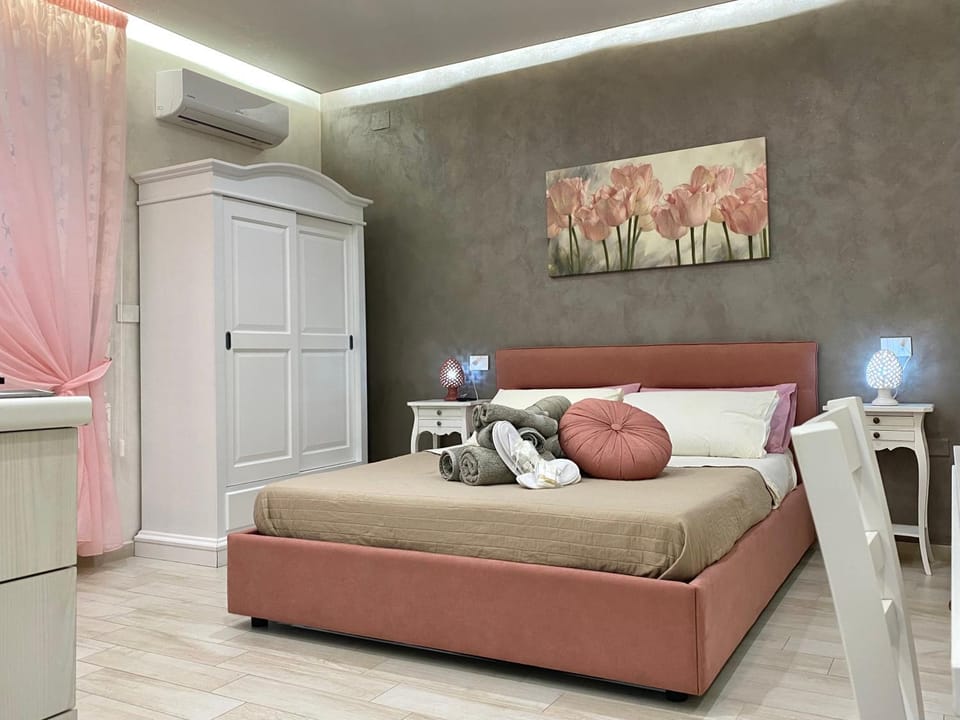 Piazza Veneto House Apartment in Tropea