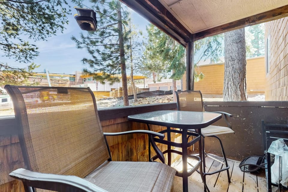 11529 Snowpeak Way #619 Apartment in Truckee