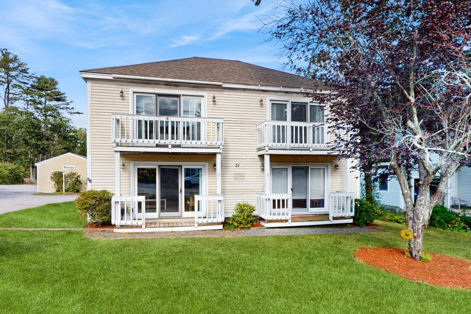Long Sands Escape Apartment in York Beach