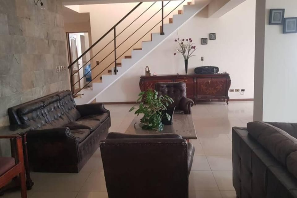 Living room, Lobby or reception