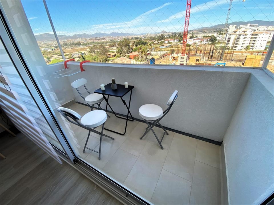 Balcony/Terrace, City view