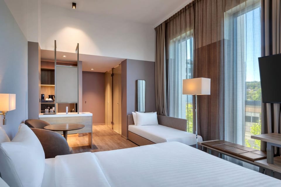 Bedroom, Family