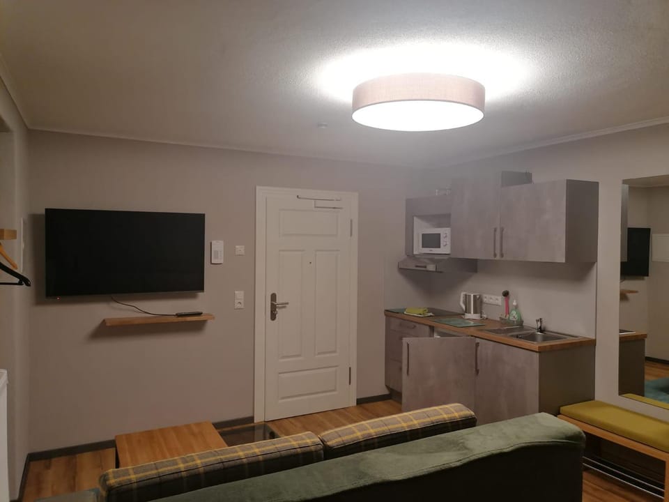TV and multimedia, Kitchen or kitchenette