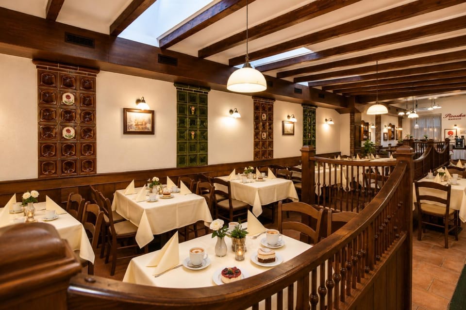 Restaurant/places to eat