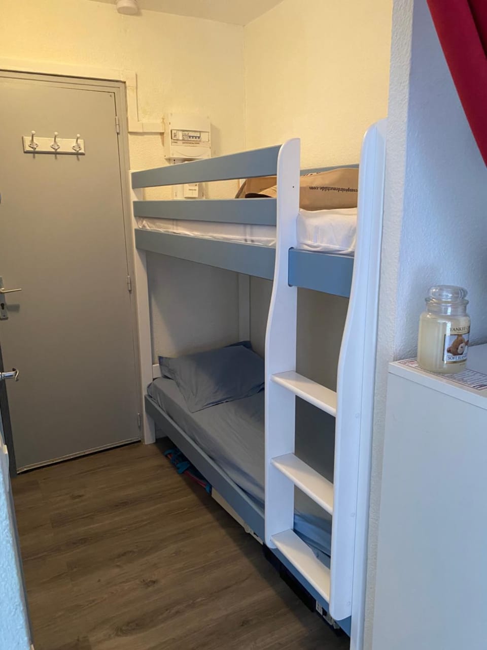 bunk bed